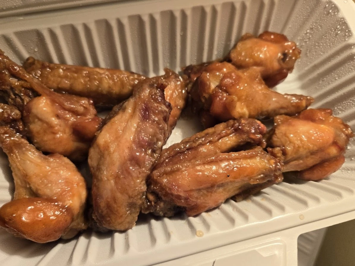 Fast chicken wings delivery to Old North London